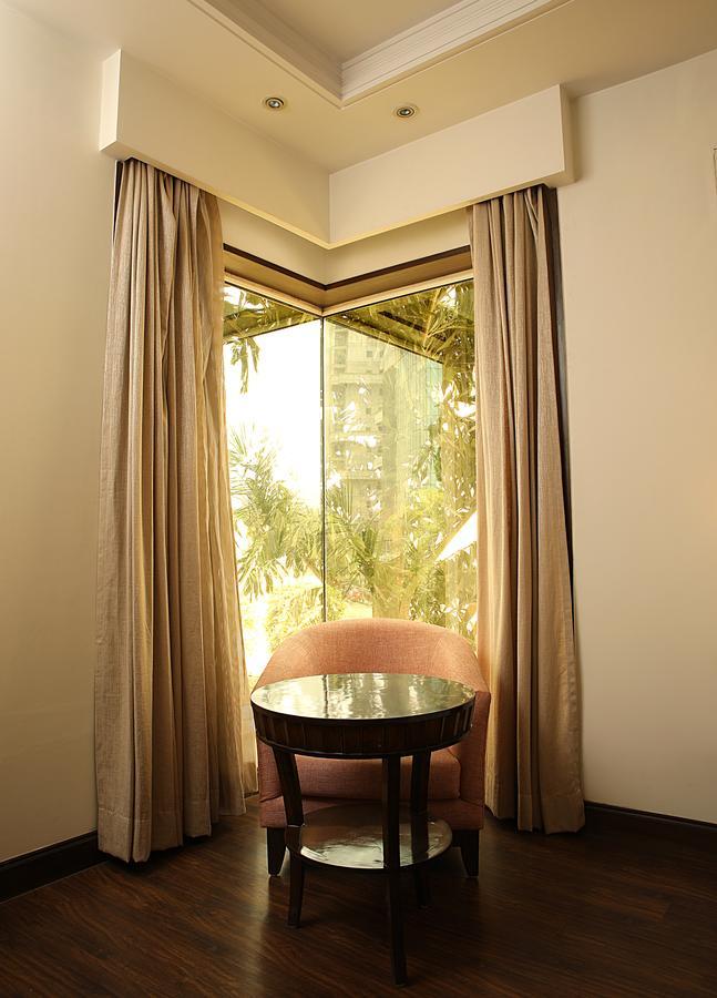 Inde Hotel Signature Tower Gurgaon Exterior photo